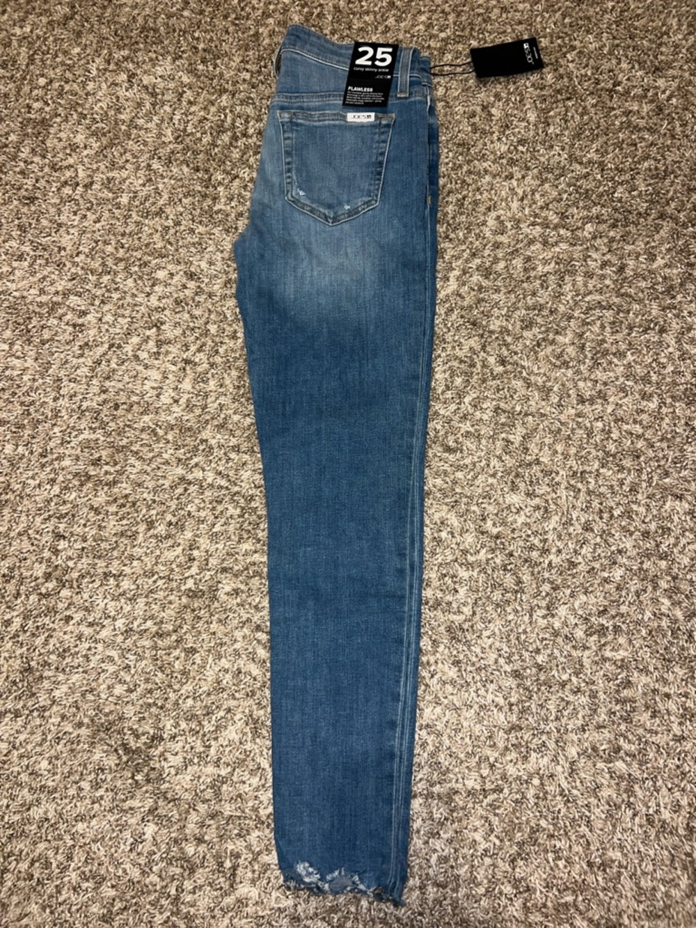 NWT! Joe's Light Blue FLAWLESS Curvy Skinny Ankle Jeans in size 25! - Picture 2 of 11